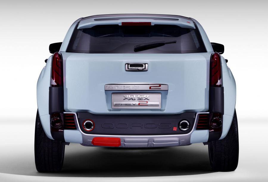  Qoros 2 SUV PHEV Concept 2015 года  (фото 3 из 9)